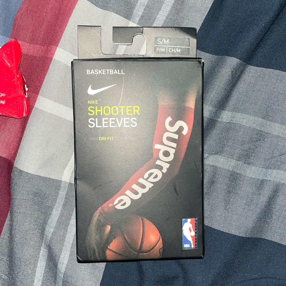 Supreme x Nike Shooter Sleeves, Used